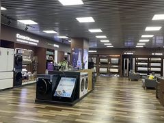 -百安居装修建材卖场(南山店)