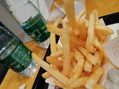 -The Habit Burger Grill 哈比特汉堡(爱琴海店)