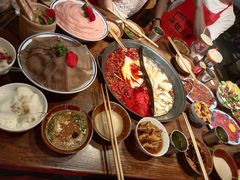 -萍姐火锅·公路夜市(武汉首店)