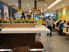 -麦当劳(轻轨曹杨路店)