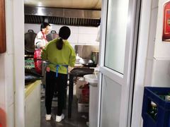 -宝瑞门钉肉饼店