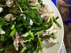 -超越海鲜屋(飞龙物业店)