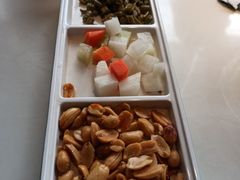 -荷塘秋月·本帮江浙菜(国权路店)