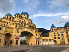 -荔波冰雪水世界主题乐园