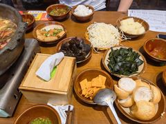 -黔有有贵州酸汤夺夺粉火锅(五味十字店)