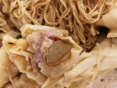 鲍鱼云吞-佳面馆·竹升云吞面·爽鱼皮·牛腩面(易发店)