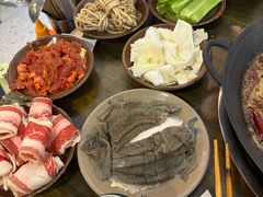 -黄潇洒老火锅(九眼桥宏济巷店)