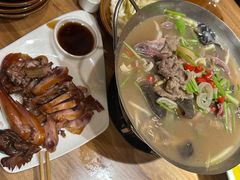 -先启半步颠小酒馆(常熟万达广场店)