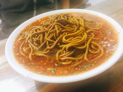 大碗榨榨面-中街榨榨面