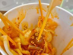 蘸料后满满的芝麻-廖记棒棒鸡(万象城店)