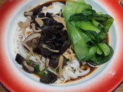 -湘人龙记老长沙米粉(鸟巢店)