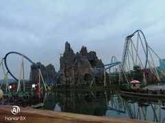 -融创茂-停车场