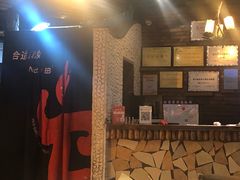 -何师烧烤·香辣蟹·川菜·30年老品牌(太古里旗舰店)