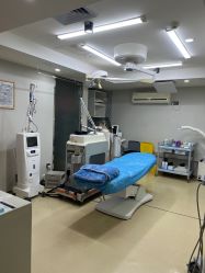 -维秘形体医美 M·VVON医生集团
