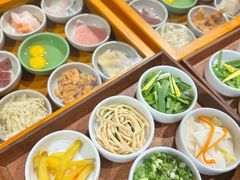 -良米山·云南野生菌过桥米线(上海首店)
