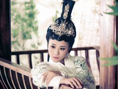 -九月鹰飞汉服摄影工作室