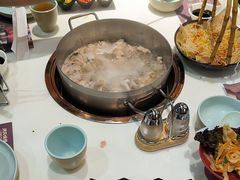 -洪氏嗨捞·猪肚鸡火锅(阳光天地店)