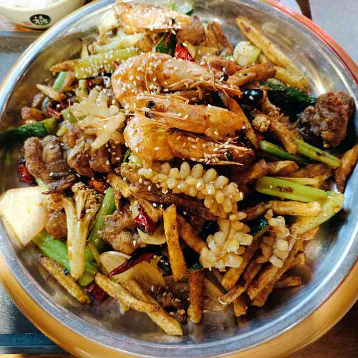 干锅鱼庄(北美新天地)-"干锅混合干锅,味道还挺好东西比较多,.