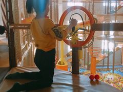 -蒙特利亲子乐园