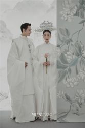 -至臻微拉婚纱摄影