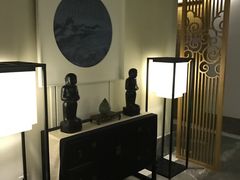-新盈光·云会所(百丈东路店)