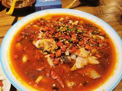 -先启半步颠小酒馆(白麓里店)