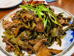 干辣椒炒牛肉-英兰朝族饭店(河南桥头店)