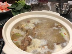 -亿诣蝎府炸酱面羊蝎子火锅(酷车小镇店)