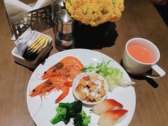 -希尔顿欢朋酒店自助餐