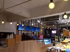-顶东面包花园·生日蛋糕(世博店)