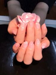 -EMILY艾枚莉美甲美睫·美颜·现磨咖啡