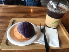 -Cha Café and Bistro