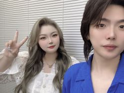 -MOVAN  HAIR莫凡匠人发型屋