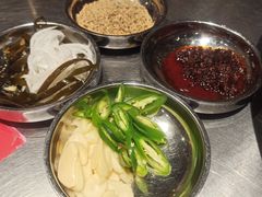 -哈哈碳都·牛肋条无限自助烤肉(台江万达店)