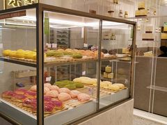 面包甜点陈列柜-奈雪的茶(市百一店)