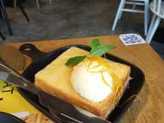 -来龙里 精致 东南亚餐室(万象城店)