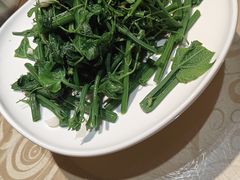 -瓦国小镇·果木烤鸭·融合菜(西口店)