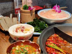 -萍姐火锅·公路夜市(武汉首店)