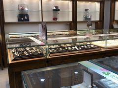 -品真阁华夏典当行(四通桥店)