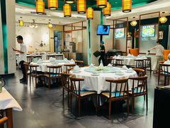 -江城小馆陕南妈妈菜·全球旅行餐厅(钟楼店)