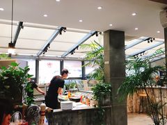 -HIGH FIVE哈福手工汉堡(桂林路店)