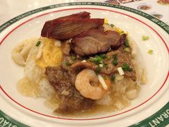 虾虾霸霸牛叉烧饭-新世界餐厅(万达店)