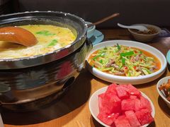 -九锅一堂酸菜鱼(新南凯德直营店)