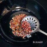 看起来平平无奇的热干面一吃嘿还真是那么回事儿