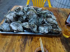 -蚝哥花姐湛江烤生蚝(美丽湾市场店)