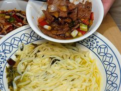 -李与白包子铺(桐梓林店)