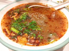 牛肉酸辣粉-小杨生煎(龙之梦购物中心店)