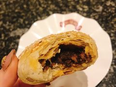 梅干菜酥烧饼-耿福兴(凤凰美食街店)