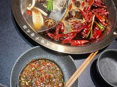 -酱小七老火锅(横店康庄店)