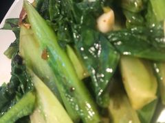 豆豉鲮鱼炒油麦菜-芳满庭粤菜餐厅(丹阳吾悦店)